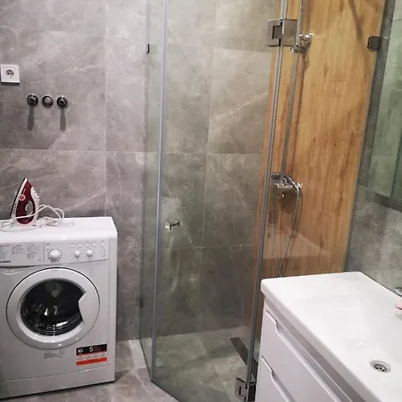 New Studio In Arcadia Apartment
